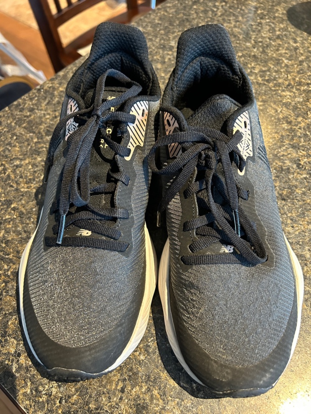 New Balance Fuel Cell size 9
